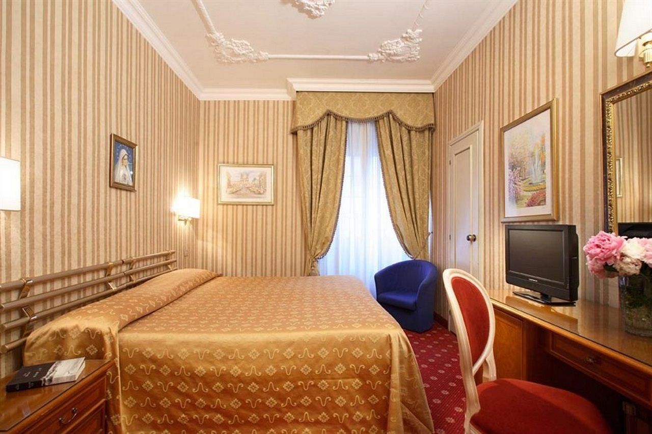 Hotel Eliseo Roma Esterno foto