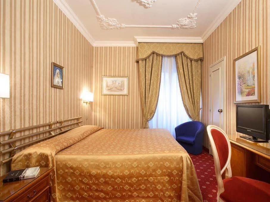 Hotel Eliseo Roma Esterno foto